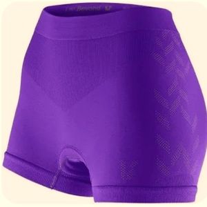 LIV CYCLING SHORT S/XS. Like new